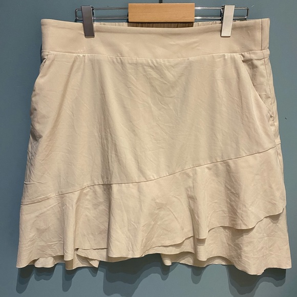 Greg Norman Collection Dresses & Skirts - Greg Norman Beige Tennis/Golf Skort